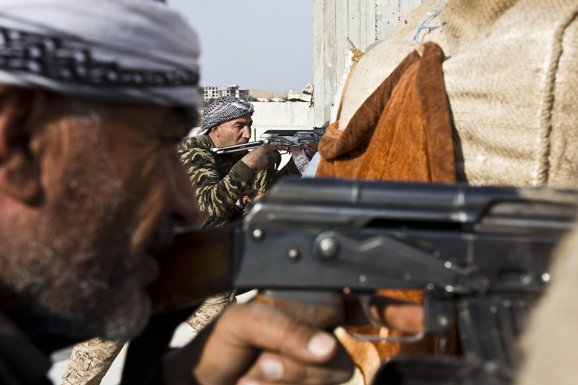 ISIS to Kurds: "Join us or we behead you like dogs"